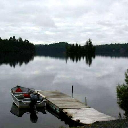 Elliot Lake Dunlop Lake Lodge المظهر الخارجي الصورة