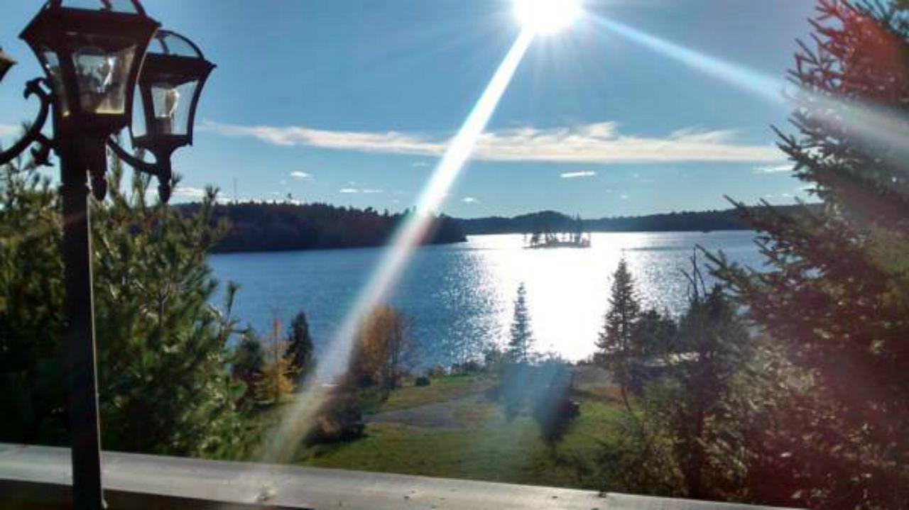 Elliot Lake Dunlop Lake Lodge المظهر الخارجي الصورة