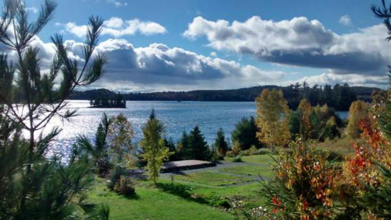 Elliot Lake Dunlop Lake Lodge المظهر الخارجي الصورة