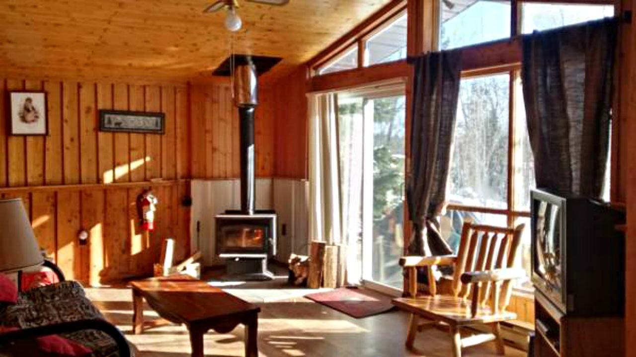 Elliot Lake Dunlop Lake Lodge المظهر الخارجي الصورة